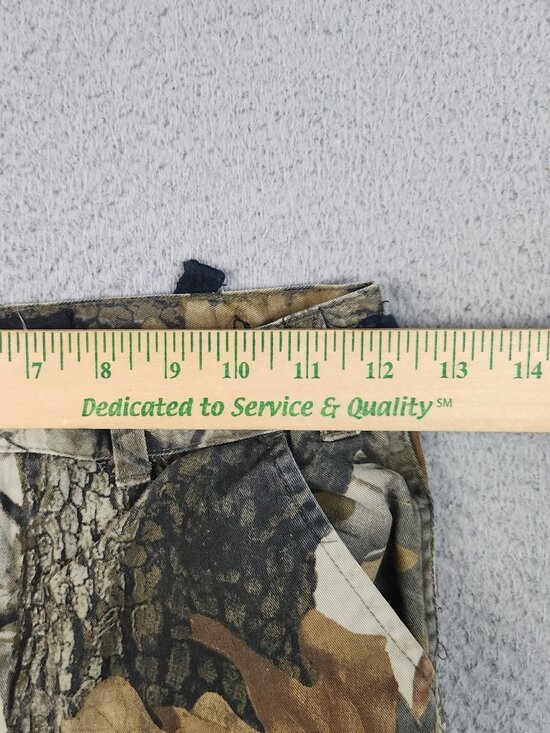 Realtree Camouflaged Pants Boy's Med 8 Hardwoods Cargo Pockets Outdoors Hunting - Picture 3 of 9